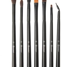 مجموعة فرش العيون Smokey Eye Essential من BH